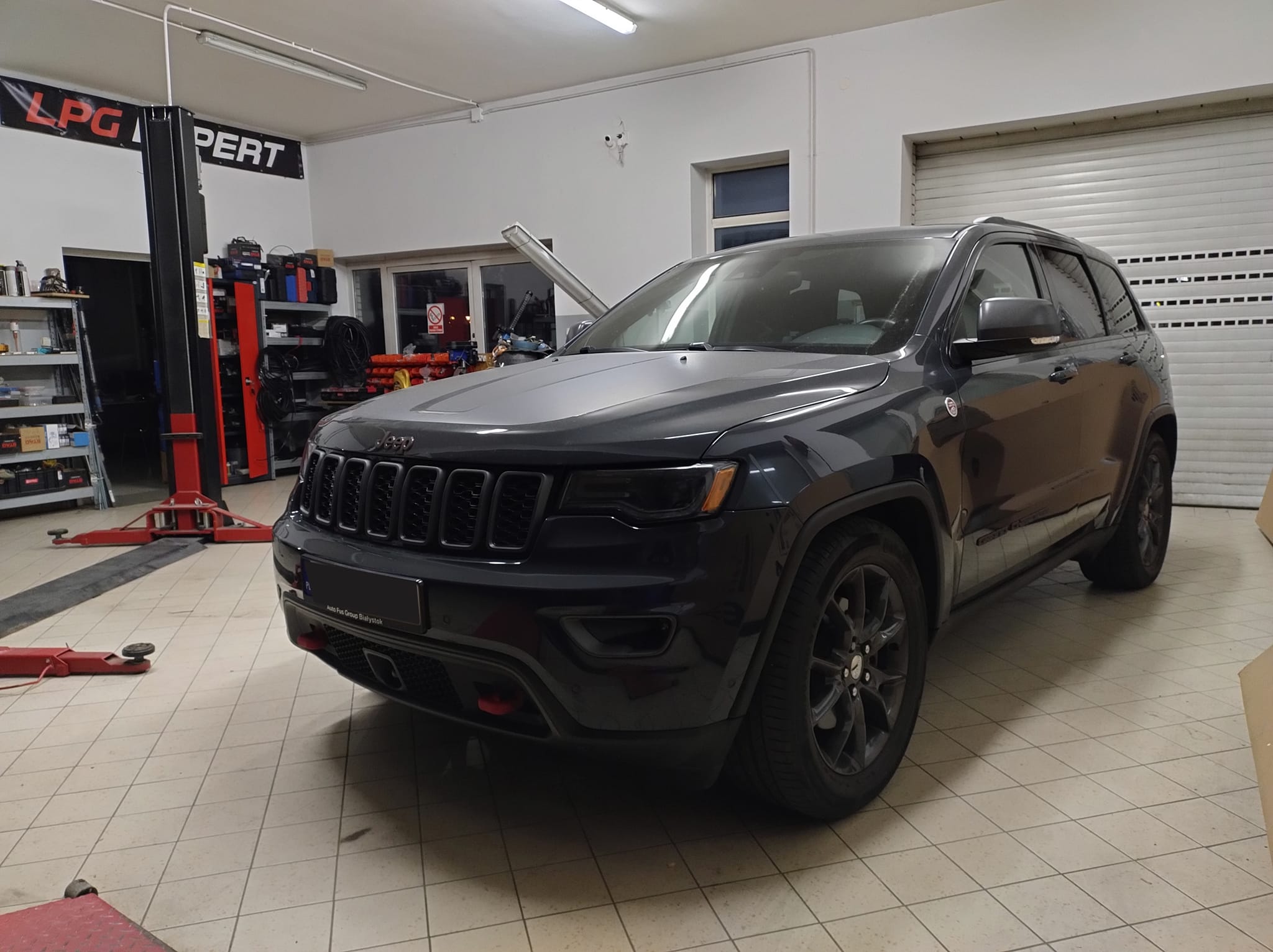 Jeep Grand Cherokee z 2018 montaż gazu białystok